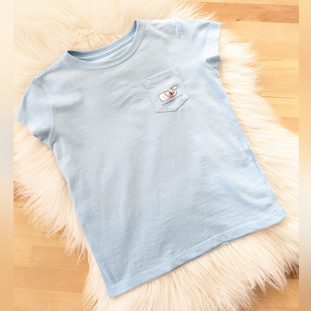 {Vineyard Vines} Girls' Double Vine Stripe Anchors Whale Fill Tee
